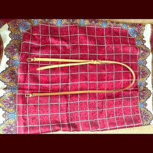 Adjustable leather shoulder strap - 39” to 46”